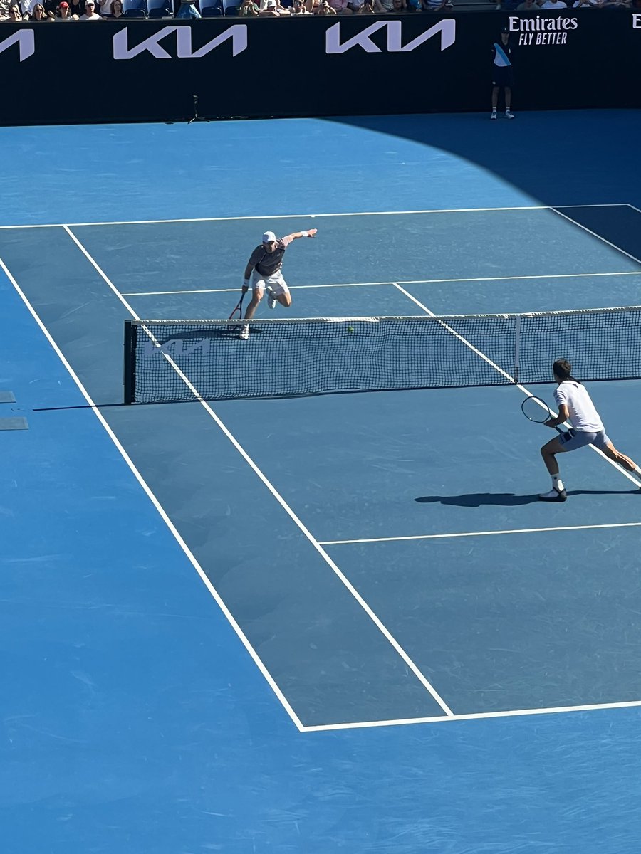 planettrish's tweet photo. Andy v Tomas #GoMuzz https://t.co/VdX9sn6aI9