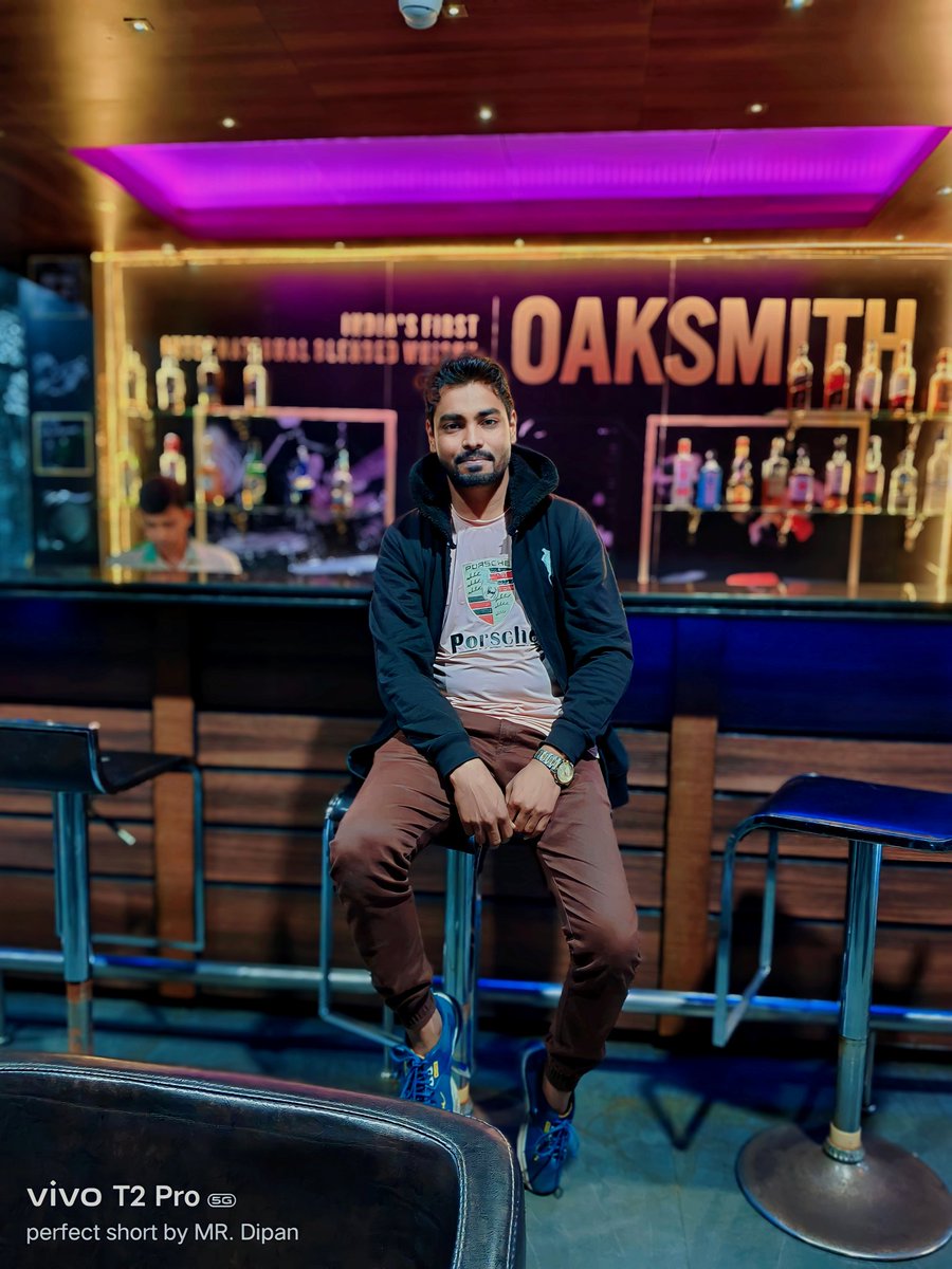 AbSandeep3's tweet photo. QRT with a random pose 🥂
#outlook #goodvibes #stayconnected https://t.co/BHz7ktP1DG
