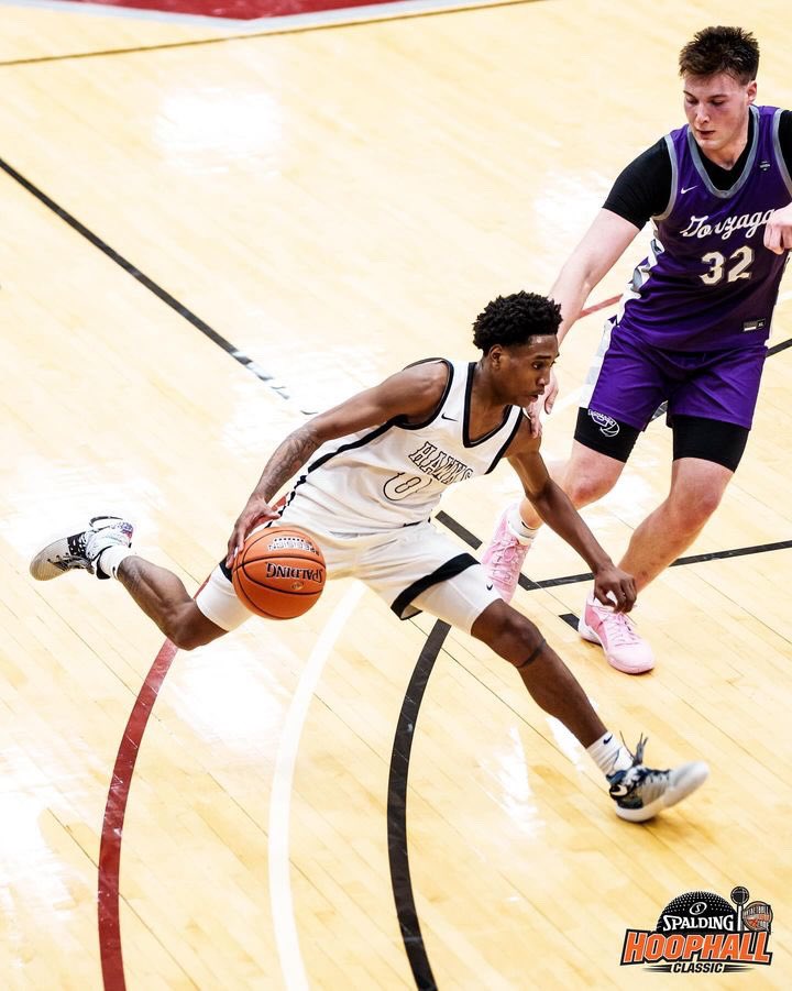 Scouting Notebook📓⏩️ #HHClassic ‘24 @AuburnMBB signee Tahaad Pettiford lit the nets on fire today in Springfield, showing what an electric scorer he is. His shot-making was special in this one, hitting shots from a variety of situations, and often making difficult shots look…