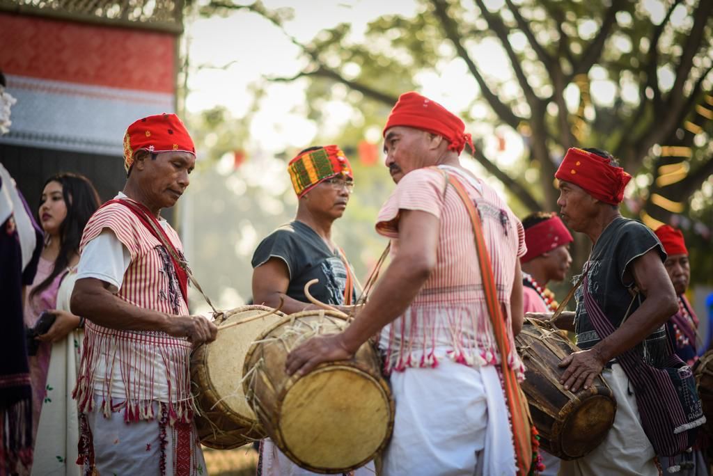 NortheastToday's tweet photo. Some vibrant captures from the ongoing Golden jubilee celebration of Karbi Youth Festival.
*Date: 12-19th January
*Location: Taralangso, Karbi Anglong, Assam
#KarbiAnglongTourism #KarbiYouthFestival2024 #KarbiTribe #Assam #KYF50 #NortheastToday https://t.co/u5z00uTUeV