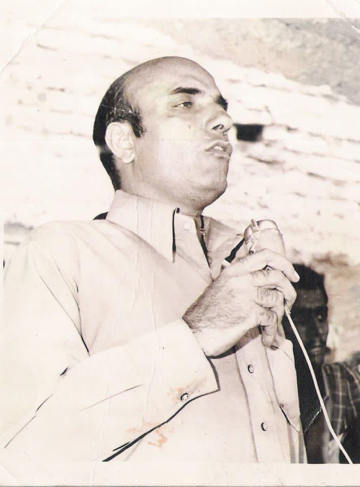 مون ڏسندي توکي پرکيو ھو
تون بٽڪيل روح بلاول جو

#ShaheedFazilRahoo