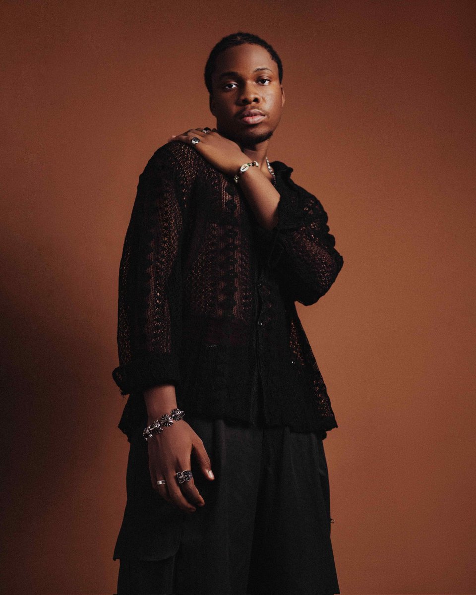 r21071lagos's tweet photo. Get in On #NextUp10 with @Deoluoflagos
πΉπ²π½ #6 Alone - @kemuelthekid
||π·107.1|| #YourUrbanTalkAndMusicStation ||#LagosListening https://t.co/K43TpFpYXN