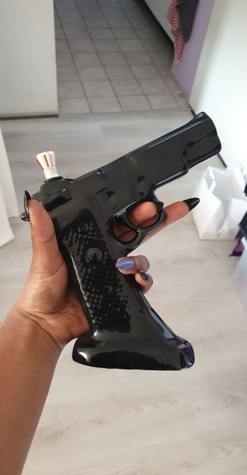 This is a reminder that whatever goddess wants goddess gets.  femdomnl findomnl ebonygoddess bnwo tikkieslaaf
