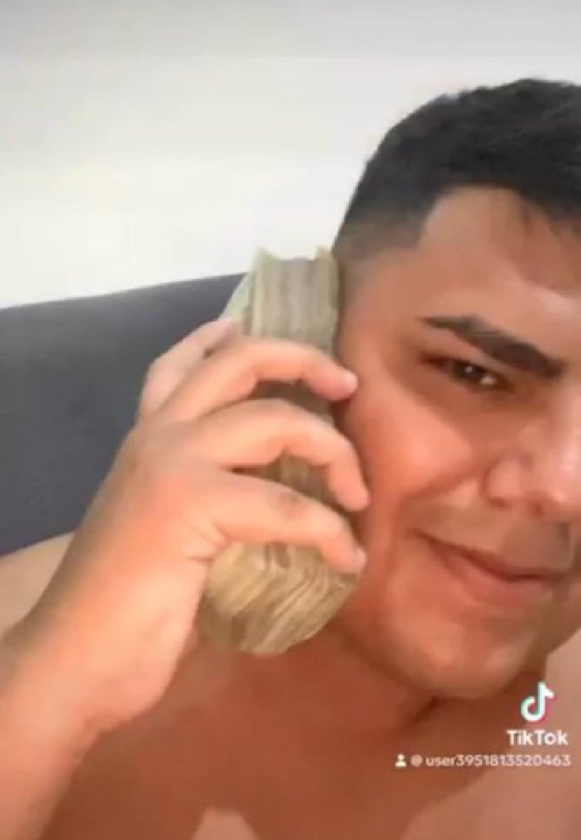 PoliticamenteIncorrecto tweet media