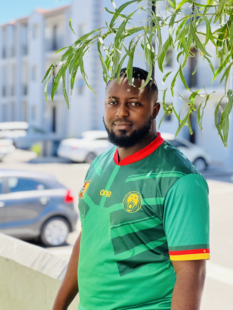 valazat's tweet photo. Citoyens du continent; 
It’s Match Day. Quote this tweet with a picture of you in your jersey.

Cameroon 🇨🇲 vs Guinea 🇬🇳 

Predict the right score and win.
5000frs each to 2 lucky winners.

#Cameroon #AFCON2023 #CMRGUI https://t.co/CGc8h7KU0v