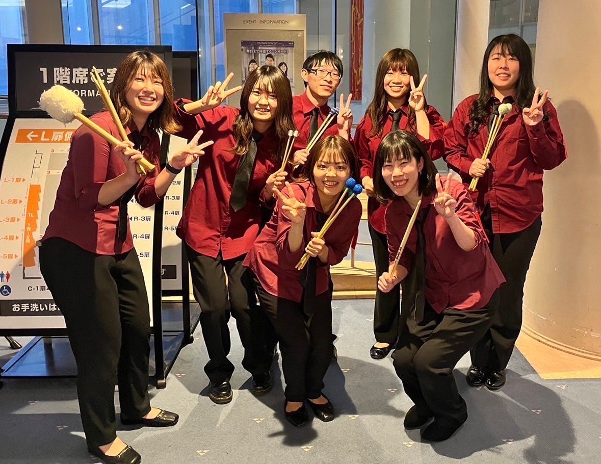 Mie_United2011's tweet photo. 三重県アンサンブルコンテストにおいて、打楽器チームが金賞・県代表をいただきました✨2/11に行われます東海大会へ駒を進めます。引き続き応援よろしくお願いいたします🤩
#muwo #三重ユナイテッド #打楽器アンサンブル #アンコン #チームワーク https://t.co/yyd4A90j7s