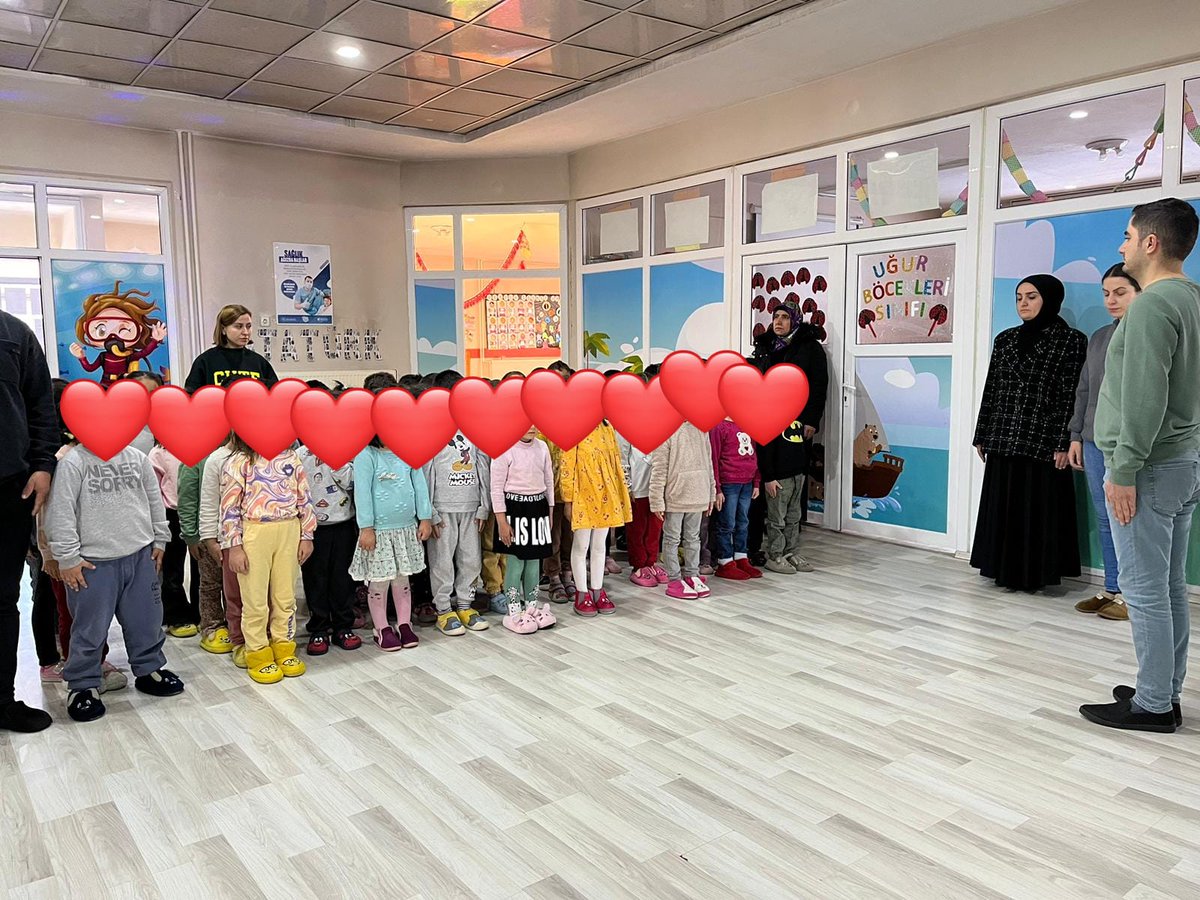 Şehitlerimize SAYGI
Mekanları cennet olsun inşallah
<a href="/tcmeb/">Millî Eğitim Bakanlığı</a> <a href="/Yalcn_Sune/">Yalçın Süne</a>