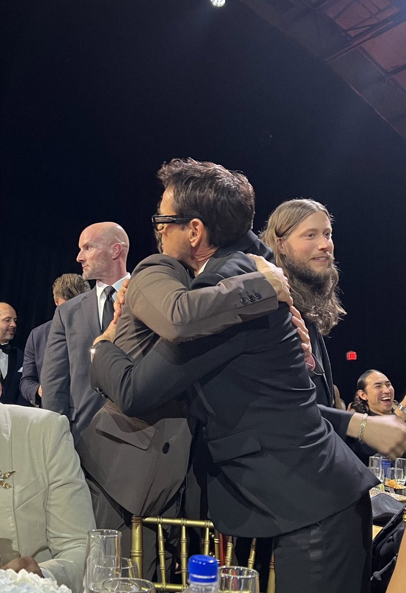 Tom Holland and Robert Downey Jr reunite at the #CriticsChoiceAwards

(Source: <a href="/ErikDavis/">Erik Davis</a>)