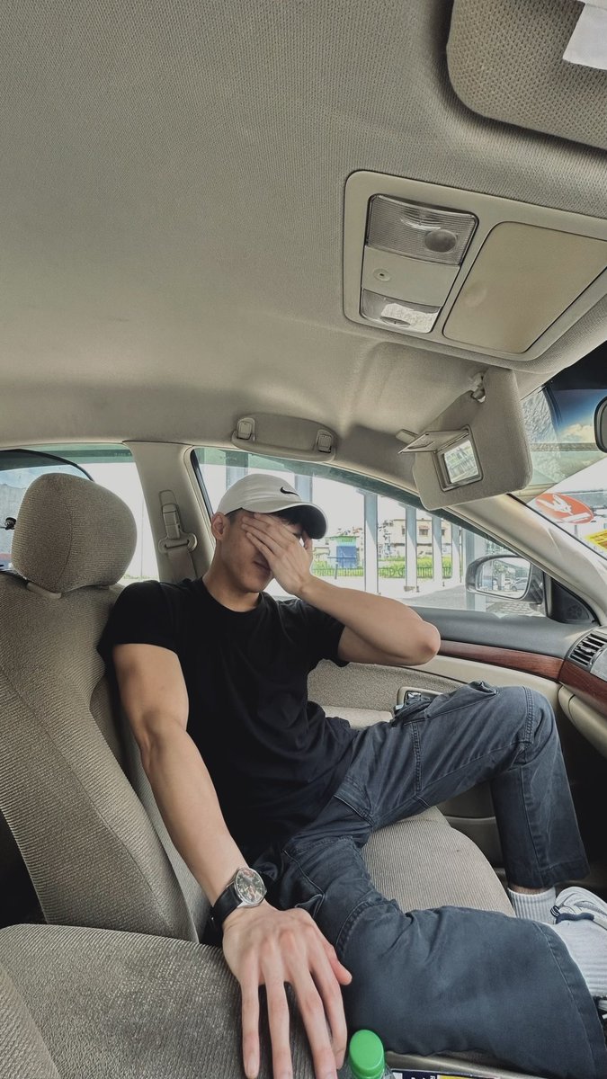 dannylleam's tweet photo. Bila awak nak bawak saya jalan” ? https://t.co/uR1QLT9hDS