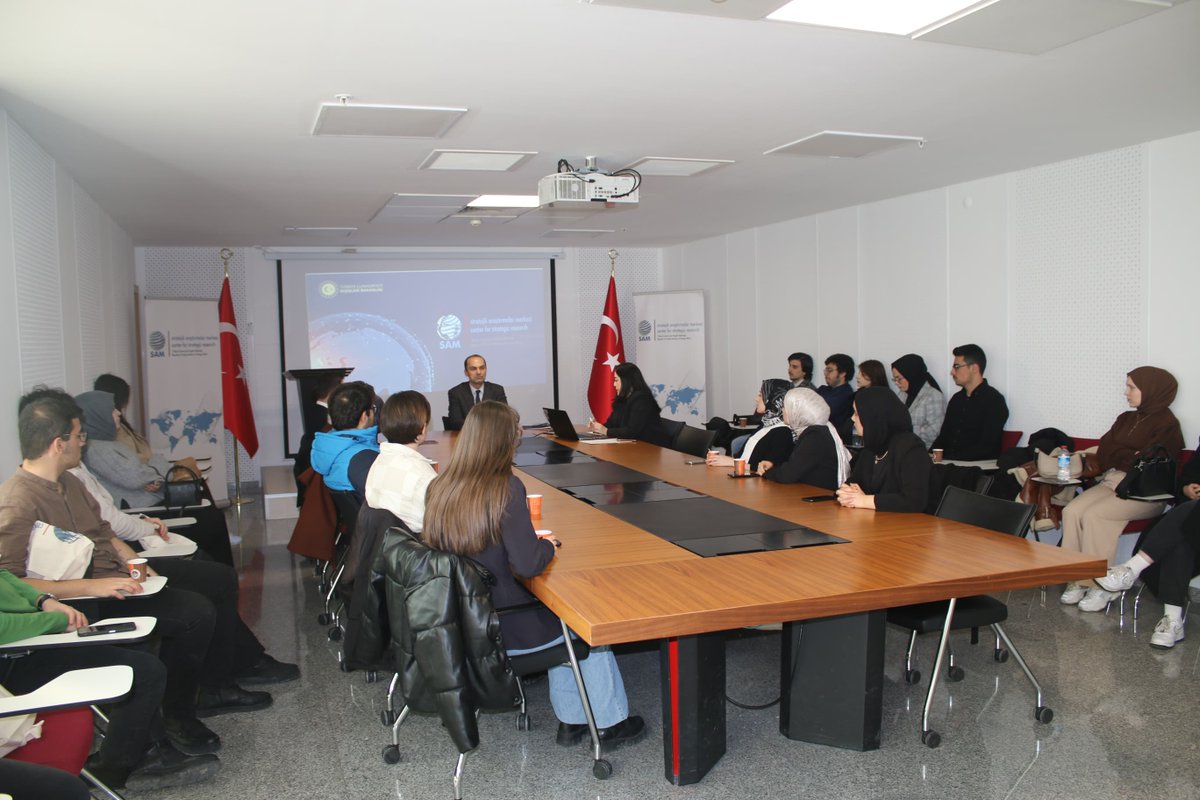 ASBUedu's tweet photo. ASBÜ Uluslararası İlişkiler ve Diplomasi Araştırmaları Öğrenci Topluluğu (UİDAT) tarafından, Dışişleri Bakanlığı Stratejik Araştırmalar Merkezi(SAM), Dışişleri Bakanlığı Arşiv binasında ziyaret edildi.

Detaylı bilgi için: https://t.co/MNGlrRfdHy

@asbu_uidat https://t.co/o7MEXVM0VC