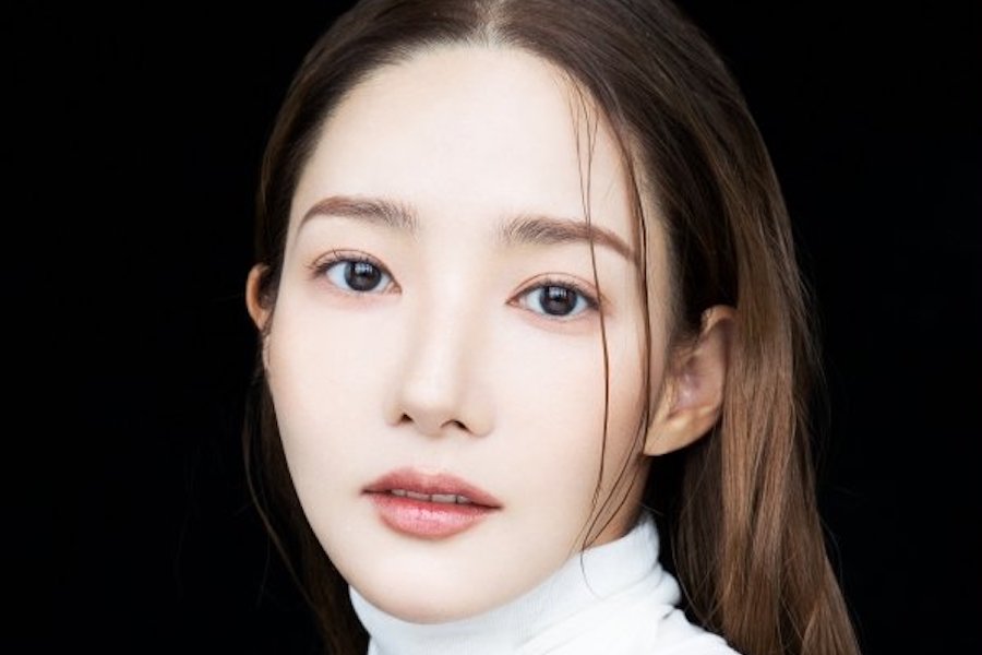 #ParkMinYoung's Agency Releases Statement Regarding Report Involving Ex-Boyfriend + Actress Personally Reassures Fans
soompi.com/article/163735…
