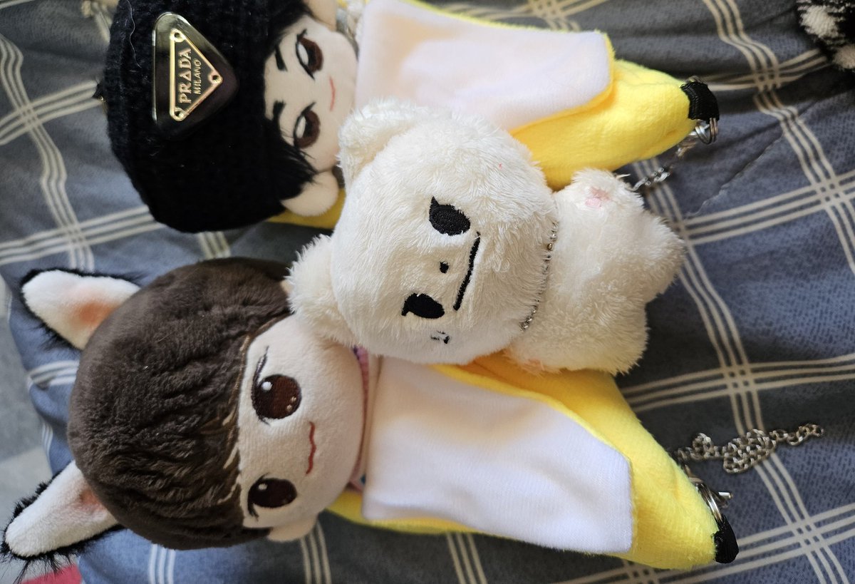 아..옴마 이고마쟈?맞냐고오..
콩알이 낀다고오ㅜㅡㅜ

#문콩알 #문네모 #밷아빈

의도치않걱 쫓겨난 네모ㅋㅋㅋㅋㅋㅋㅋㅋㅋㅋㄱㅋㅋㅋㅋㅋㄱㄲㅋㅋㅋ밷아빈 우리집 깡패임