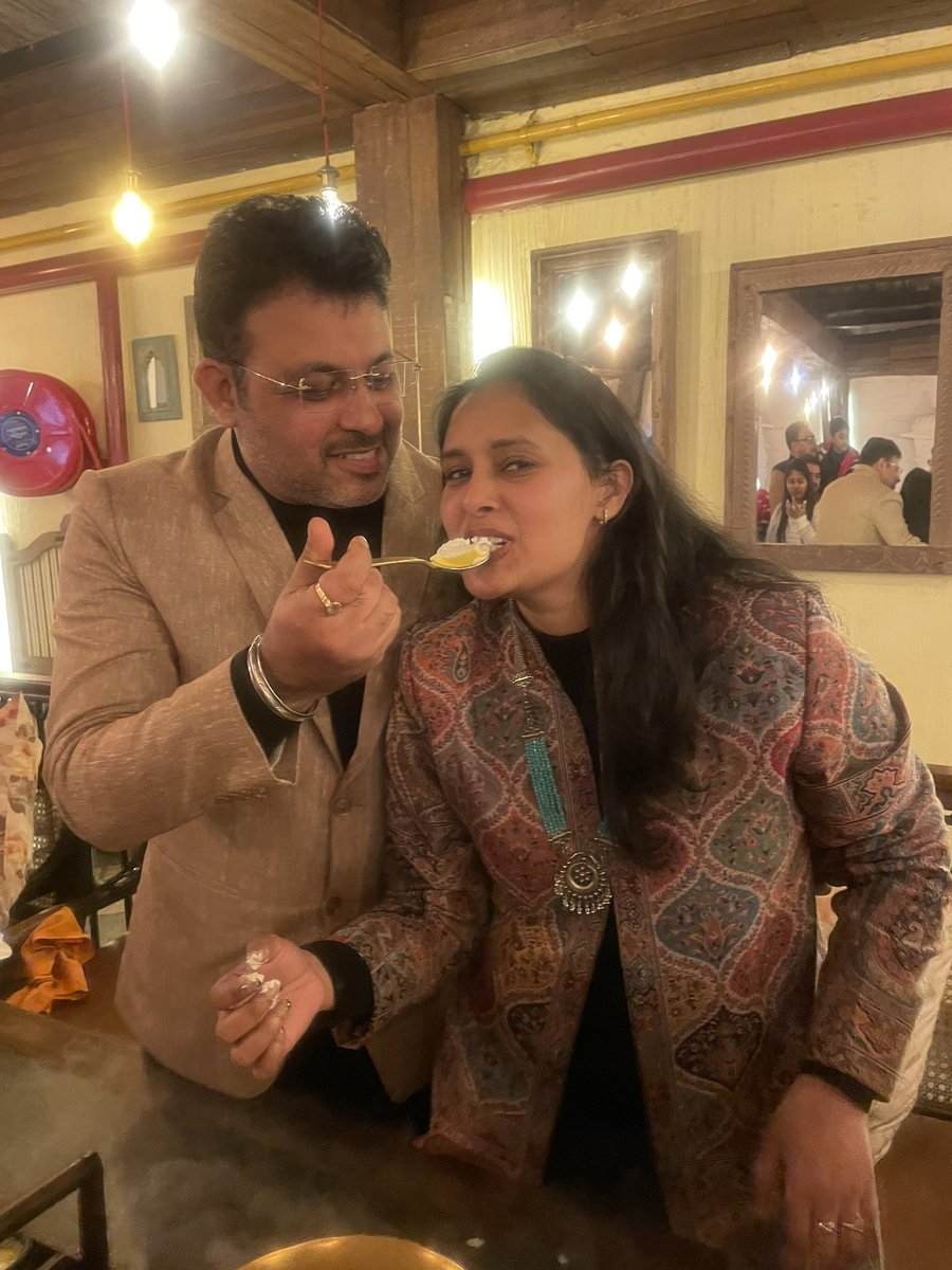 iamarorapuneet's tweet photo. You light up my life and I’m forever grateful for you. Happy 🥳 Birthday to my beautiful life 🥰 partner Dr. @ishivanijindal 🎉. https://t.co/27cvcpDRDN