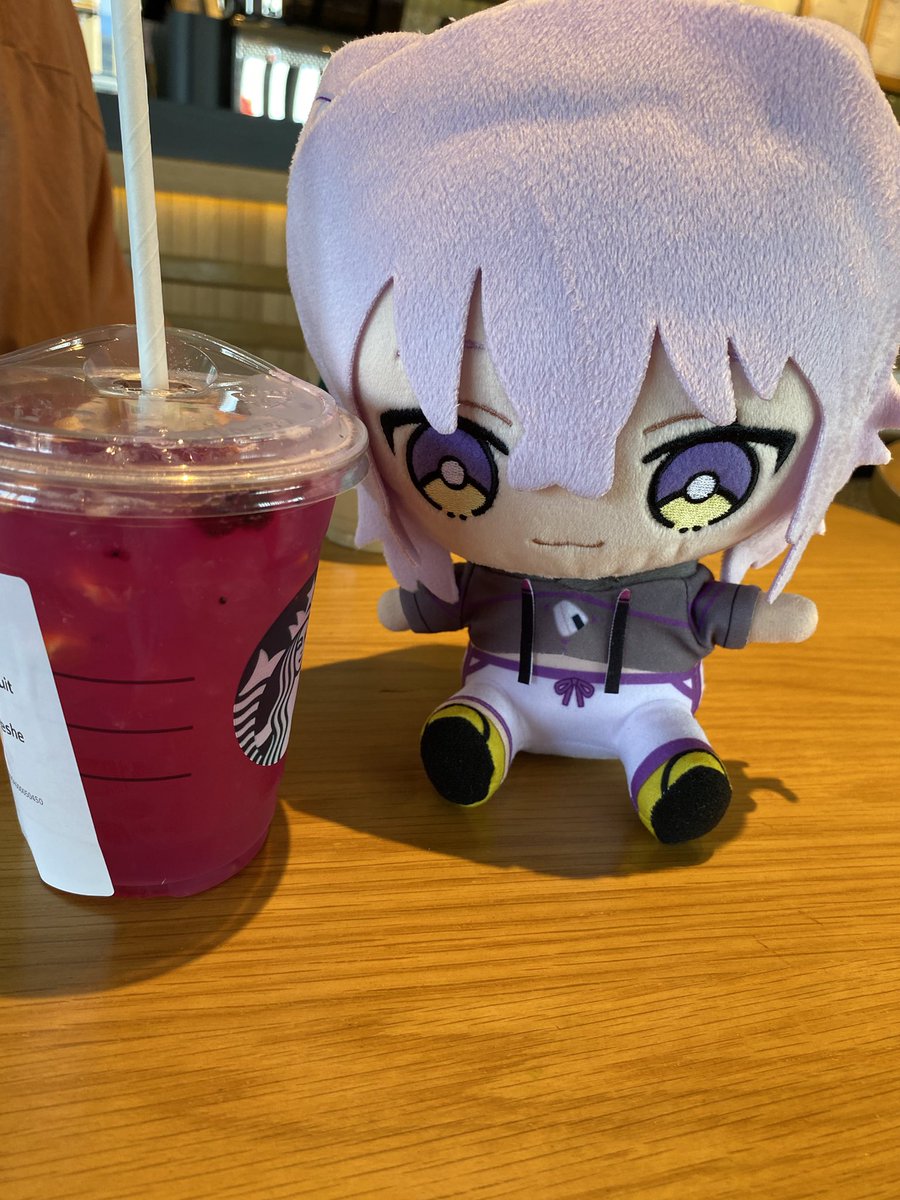 boundill's tweet photo. starbucks, i’m broke
#hololive https://t.co/Ssvot5E0Ri