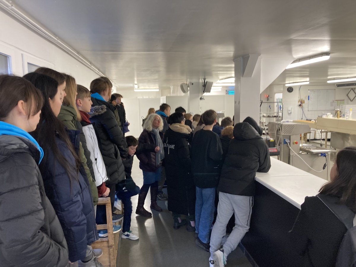 JuniorFreemens's tweet photo. The chocolaterie is proving a hit. It turns out that the children like chocolate. Who knew? https://t.co/XmCCrbd0xZ