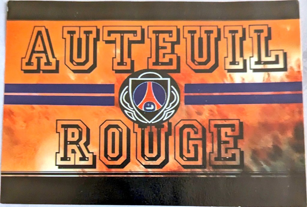 1jour1stick's tweet photo. Et on termine par un beau #StickPyro.
Le groupe sera dissout avec tous les autres groupes en 2010 annonçant des années sombres pour le supporterisme actif du #PSG.
Voilà si ça vous a fait marrer, 🔄 plutôt le premier post que le dernier! https://t.co/GCDIkO7eLH