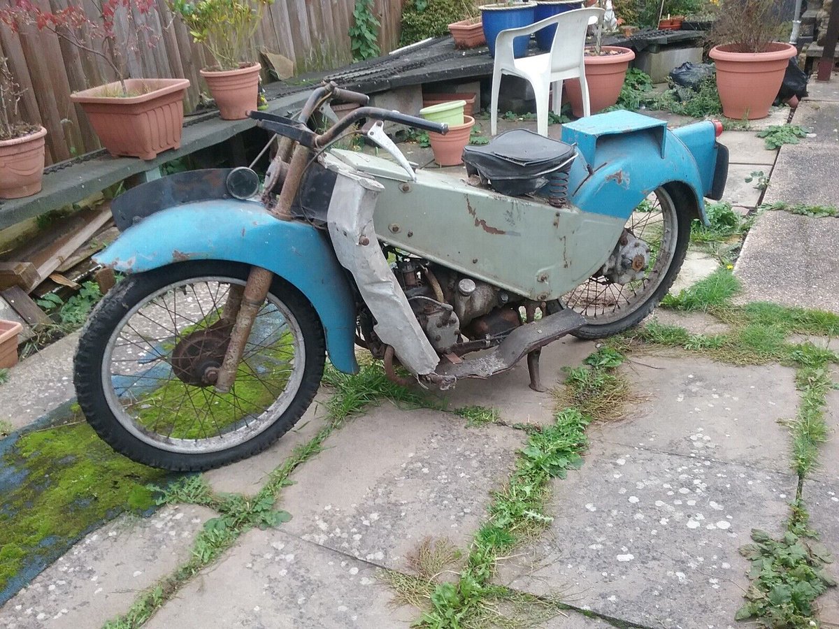 Ad:  1949 Velocette LE barn find
On eBay here -->> ow.ly/GyIb50QqOCp

 #VintageBike #ClassicMotorcycle #BarnFind #VelocetteLE #MotorcycleRestoration #RetroRide #VintageMotorcycle #VintageBikeLife