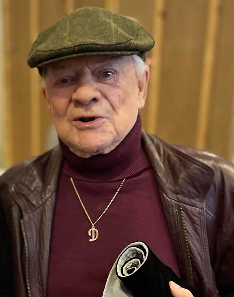 OnlyFoolsandHorsesPodcast tweet media