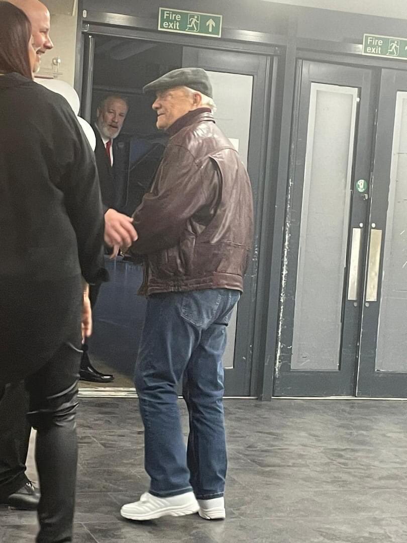 OnlyFoolsandHorsesPodcast tweet media