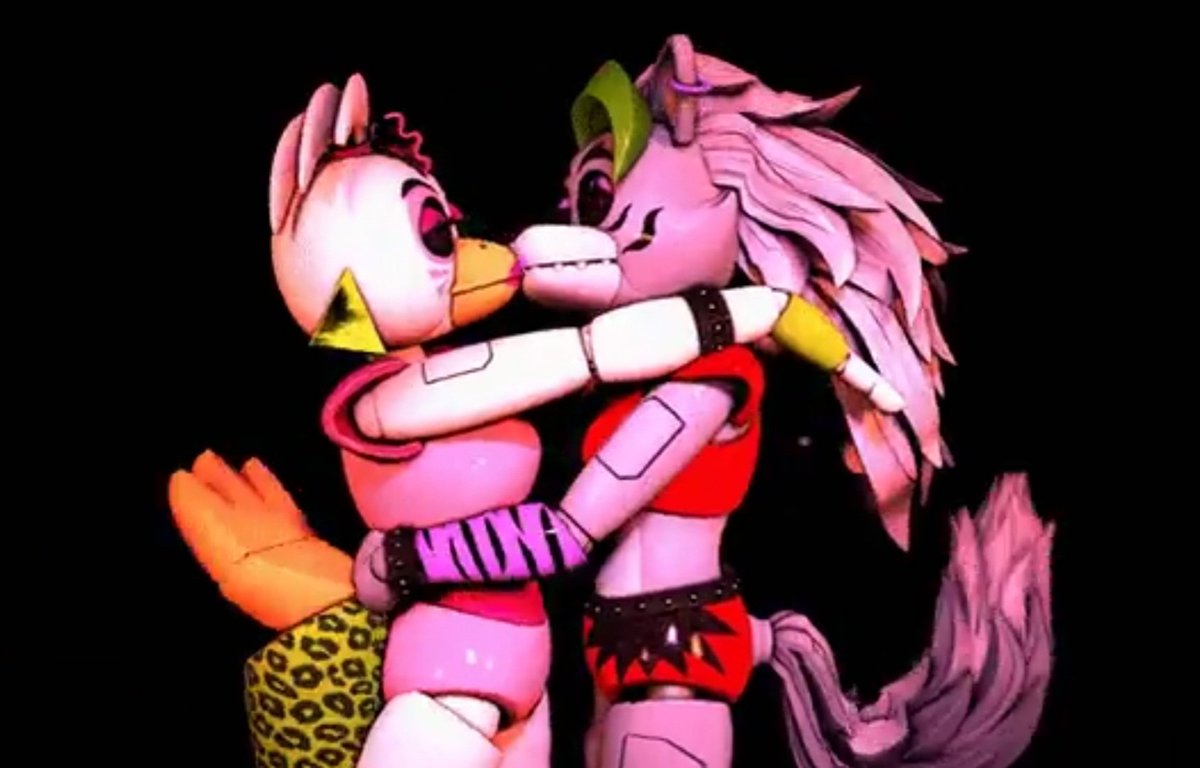 I told them to go back to their greenrooms, and then they just started making out like crazy #JustFNAFThings