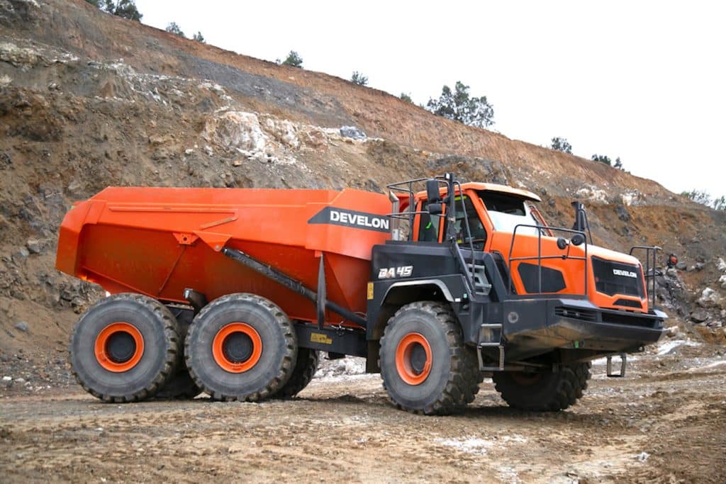 PMV_ME's tweet image. First Develon DA45-7 articulated dump truck sold in Italy to chalk quarry
Permanent six-wheel-drive Develon DA45-7 model chosen for its features 

Read it here: zurl.co/r4p0 
@Develon Europe @Develon Asia #develon #dumptruck #quarry #quarrying #dumper #earthmoving