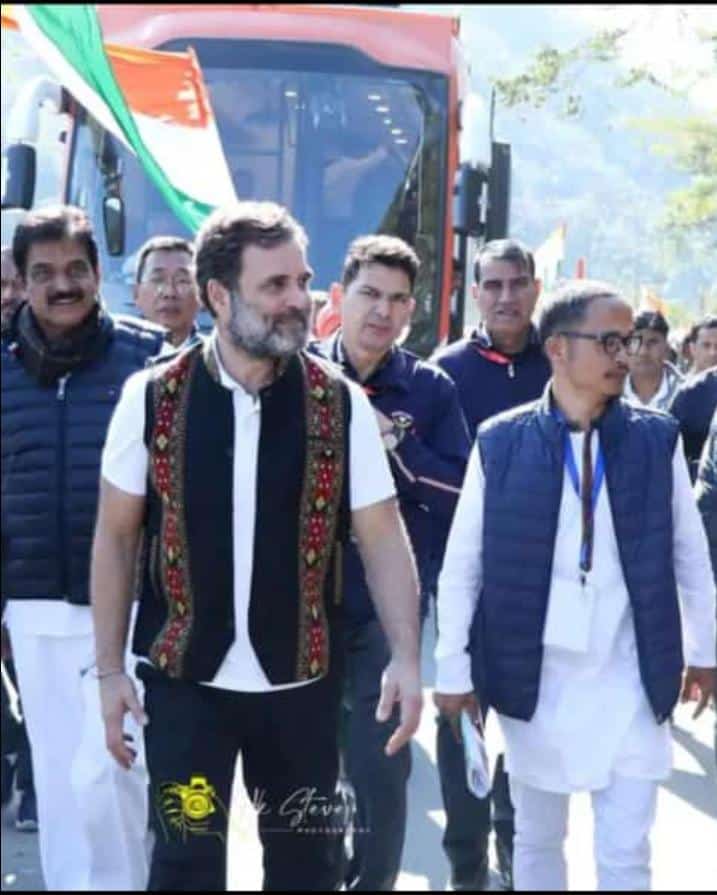 AriesHaoneoKuki's tweet photo. Welcome to KukiLand, 

Honorable Pu @RahulGandhi Ji, to the esteemed #Kuki_Zo territory! Your presence resonates with anticipation and hope, as the #Kuki_Zo community holds high expectations under your esteemed leadership and visionary approach. We look forward to the positive impact and collaborative endeavors that your visit promises. May this be a moment of shared insights and fruitful engagement for the betterment of our community and beyond. 
@DrLamtinthangHk

#WelcomeRahulGandhi #Kuki_ZoExpectations #BharatJodoNyayYatra #Congress4India"
