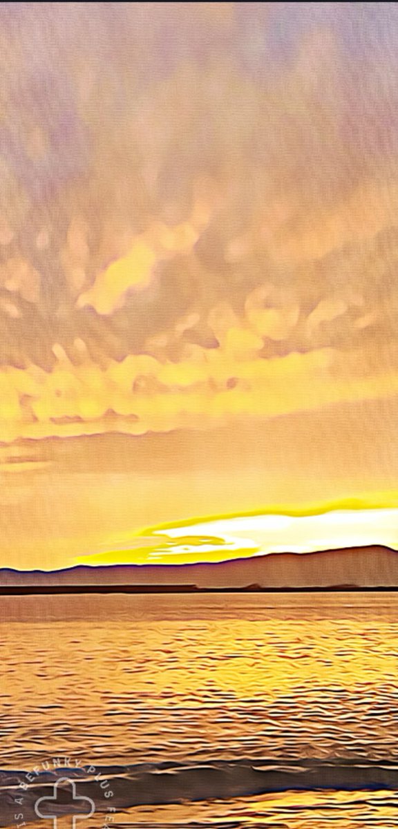 hidekyi's tweet photo. 2024-01-10-01beach-

#SeaSide
#Beach
#Shore
#イラスト 
#DigitalPaint 
#Cartoonizer 
#Photoshop 
#BeFunky 
#Photo 
#Painter 
#Drawing 
#WallPaper 
#壁紙
#Art 
#new_year
#2024
#Cloud
#sky
#dragon https://t.co/4WlbGj7FyF