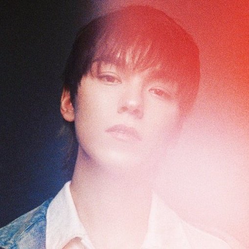 vernonlovebot's tweet photo. A MULLET?!?!?!? YOUVE GOT TO BE KIDDING ME https://t.co/AxvgK2qTdx