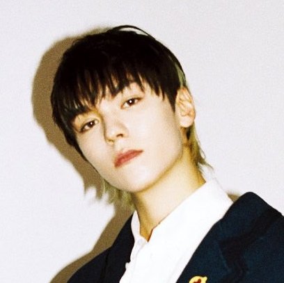 vernonlovebot's tweet photo. A MULLET?!?!?!? YOUVE GOT TO BE KIDDING ME https://t.co/AxvgK2qTdx