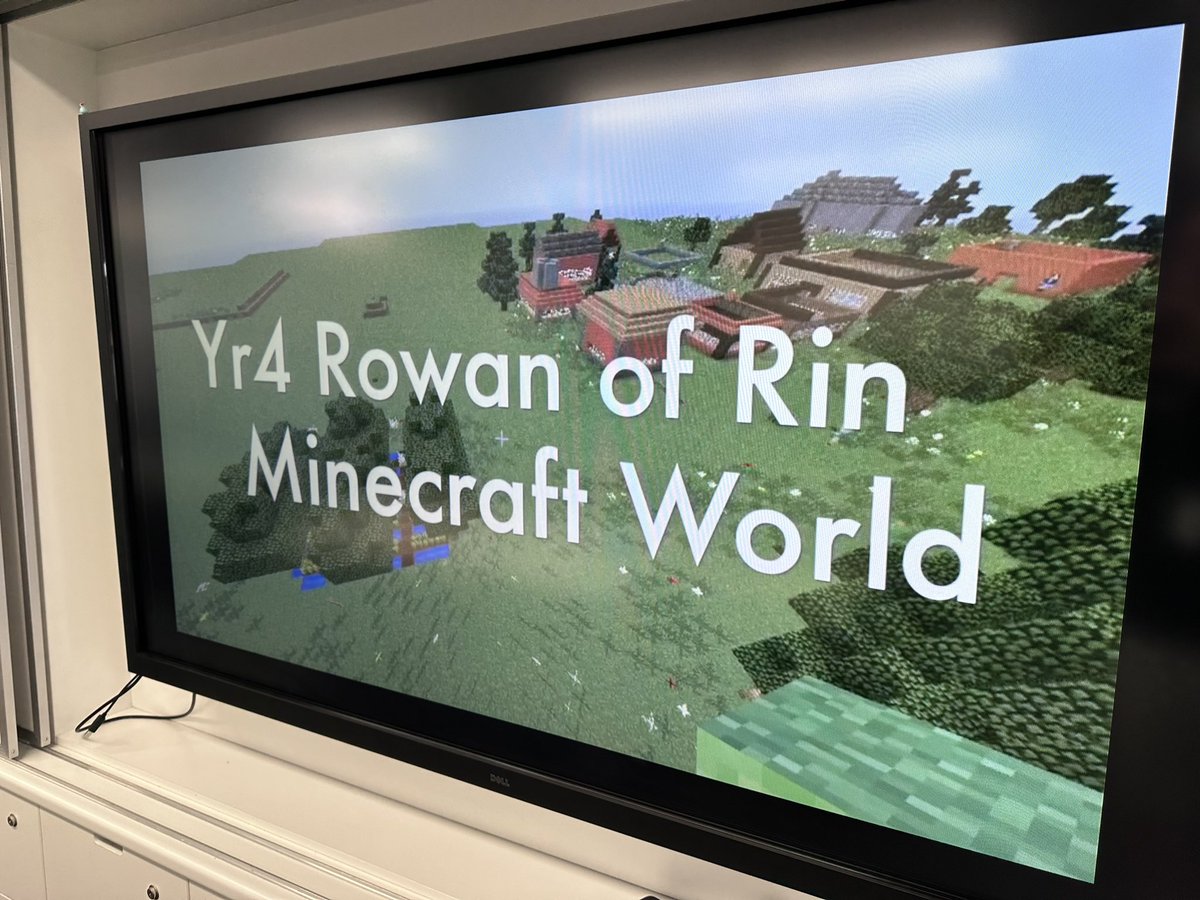 pabt_edtech's tweet photo. So great to work with teachers today at the Mountain Creek SHS Digi Tech Expo. We spent 90min exploring the world of #minecraft 😀 https://t.co/wGS1fdMzIU