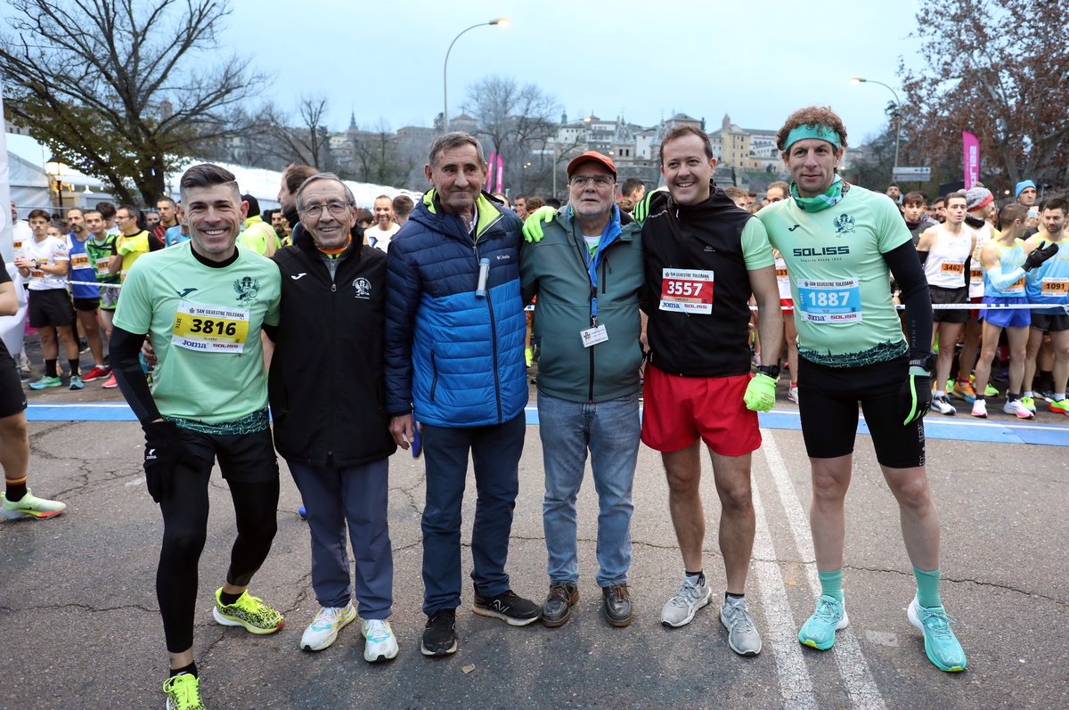 ToledoAyto's tweet photo. 🏃🏻‍♂️ La pista de atletismo de la Escuela Central de Educación Física estará dedicada al atleta Fernando Fernández #Gaitán ✅

👉🏼 Os invitamos a acudir, el domingo 21 de enero, al homenaje que se rendirá a uno de los atletas más queridos y con más palmarés de la ciudad. https://t.co/ev7NyehBAM