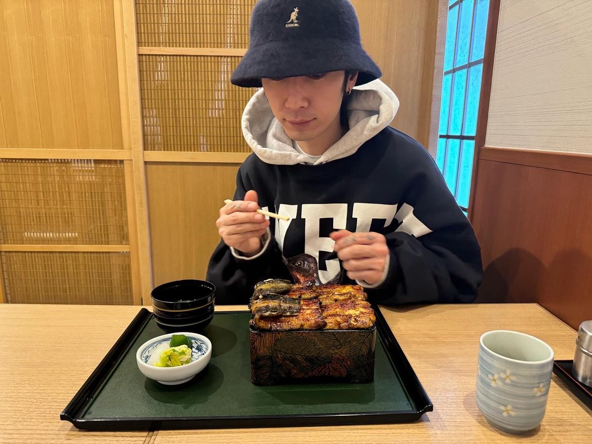 SEIYA_07's tweet photo. 鰻界の二郎と言われている
うなぎ 和友でLunch🤤

特うな重 福 https://t.co/ouYxLRk8T6