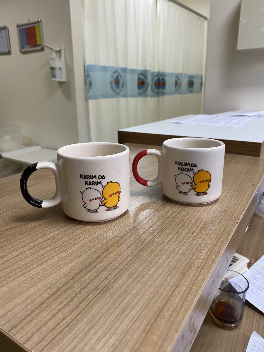 Herkes işini gücünü bıraksın yıldönümü pastamızın kupa haline baksın🥹