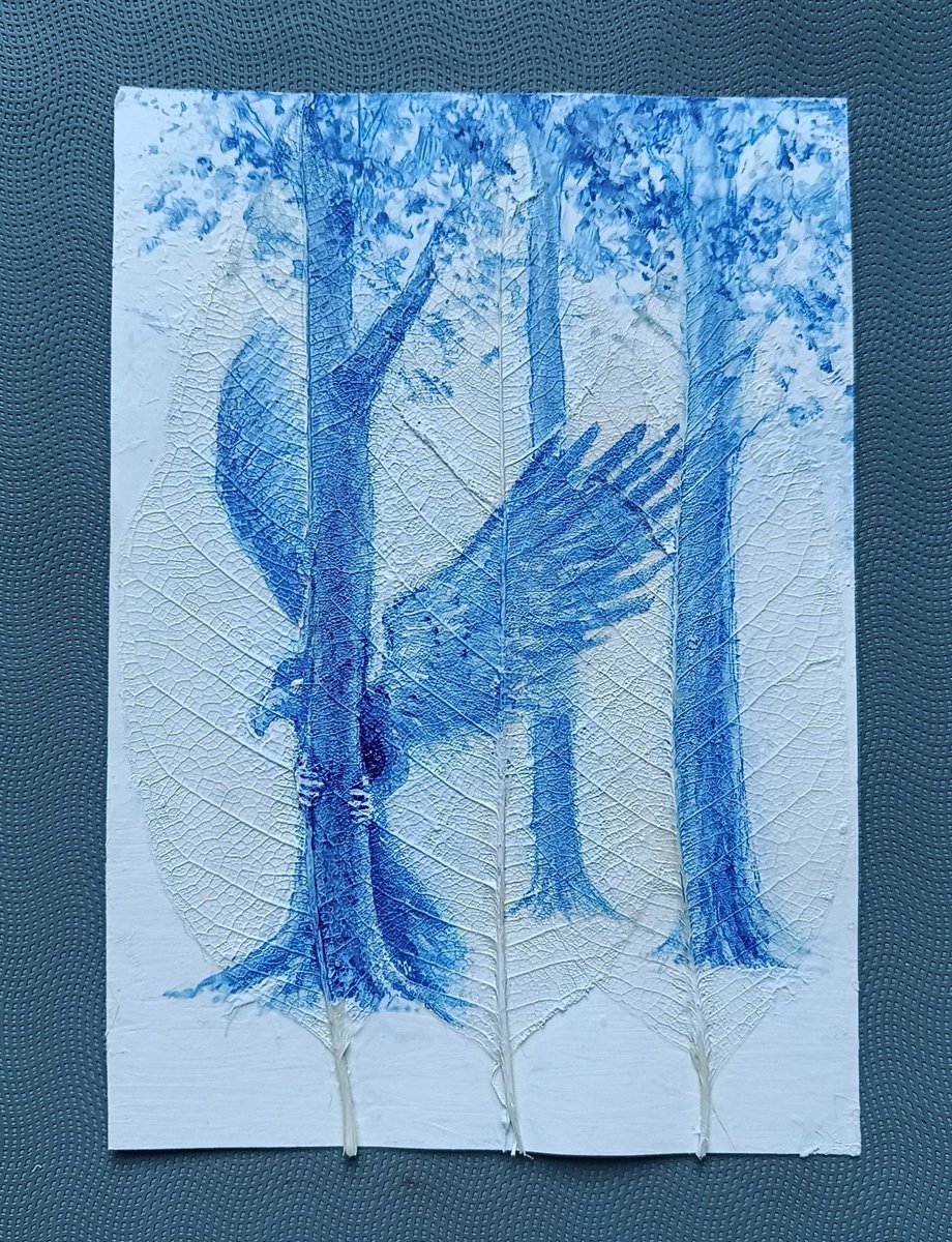 awc_haandrikman's tweet photo. Het 26e deel in de serie #dreamsofshikoku.
Mixed media papier met blad.
14,8 x 21 cm.

De #tengu : een Japanse bergdemon.

Info: https://t.co/G0PgPZzZGa

#newart #bluepainting #88temples #delftsblauw #artproject #artistatwork #artontheroad #demon #japanesedemon https://t.co/GTXLCXxwRR