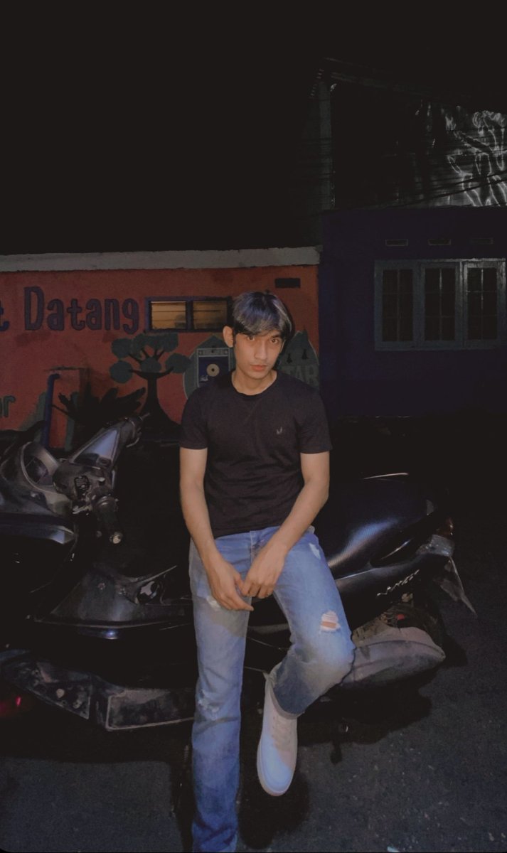 zikribae's tweet photo. Sebelum terserang alergi. https://t.co/AGqjRdQW7q