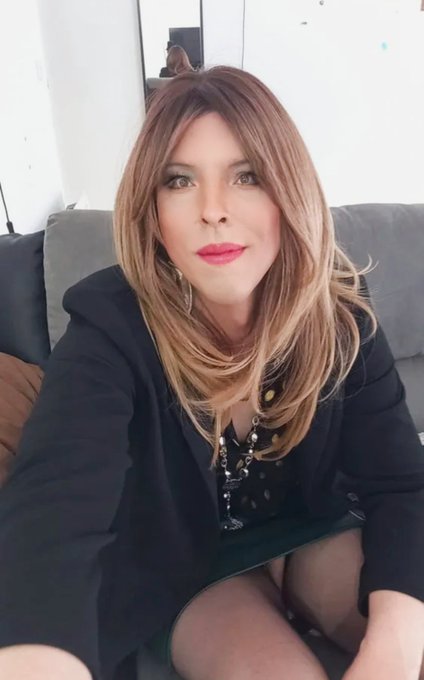 Tu aime les salope trans elle t attend pour ce faire defoncer https://t.co/SnAJLTeX0z