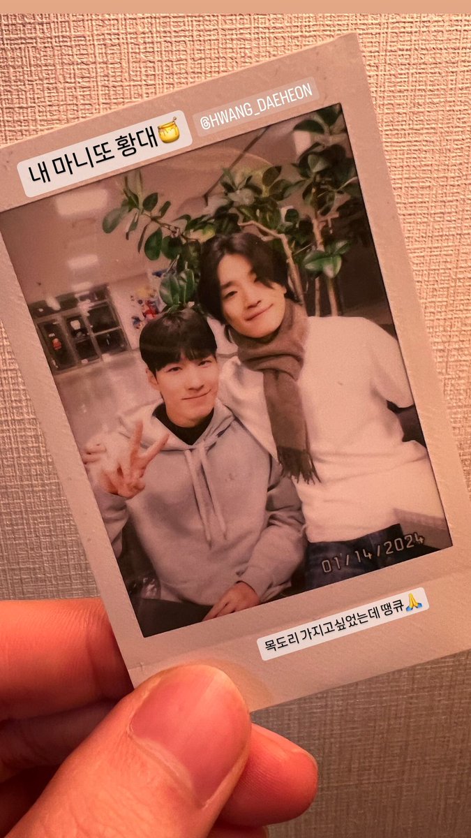 hdhctn's tweet photo. 코여워 https://t.co/QZ6YG8pXsn