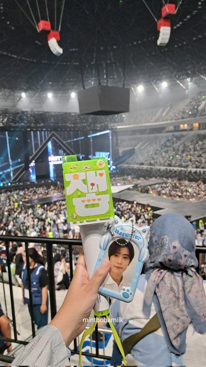 mintbobamilk's tweet photo. Akhirnya bertemu lagi dengan urichil💘
#NCT127 #NEOCITY #JAKARTA
#NEOCITY_THE_UNITY 
#NCT127_NEOCITY_THE_UNITY
#NEOCITY_THE_UNITY_JAKARTA https://t.co/nShrGNZaCv