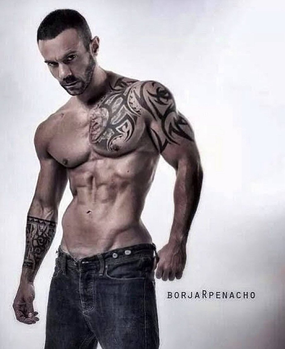 Fotógrafo <a href="/borjapenacho/">bychostudio</a> 
Época Fitnes
