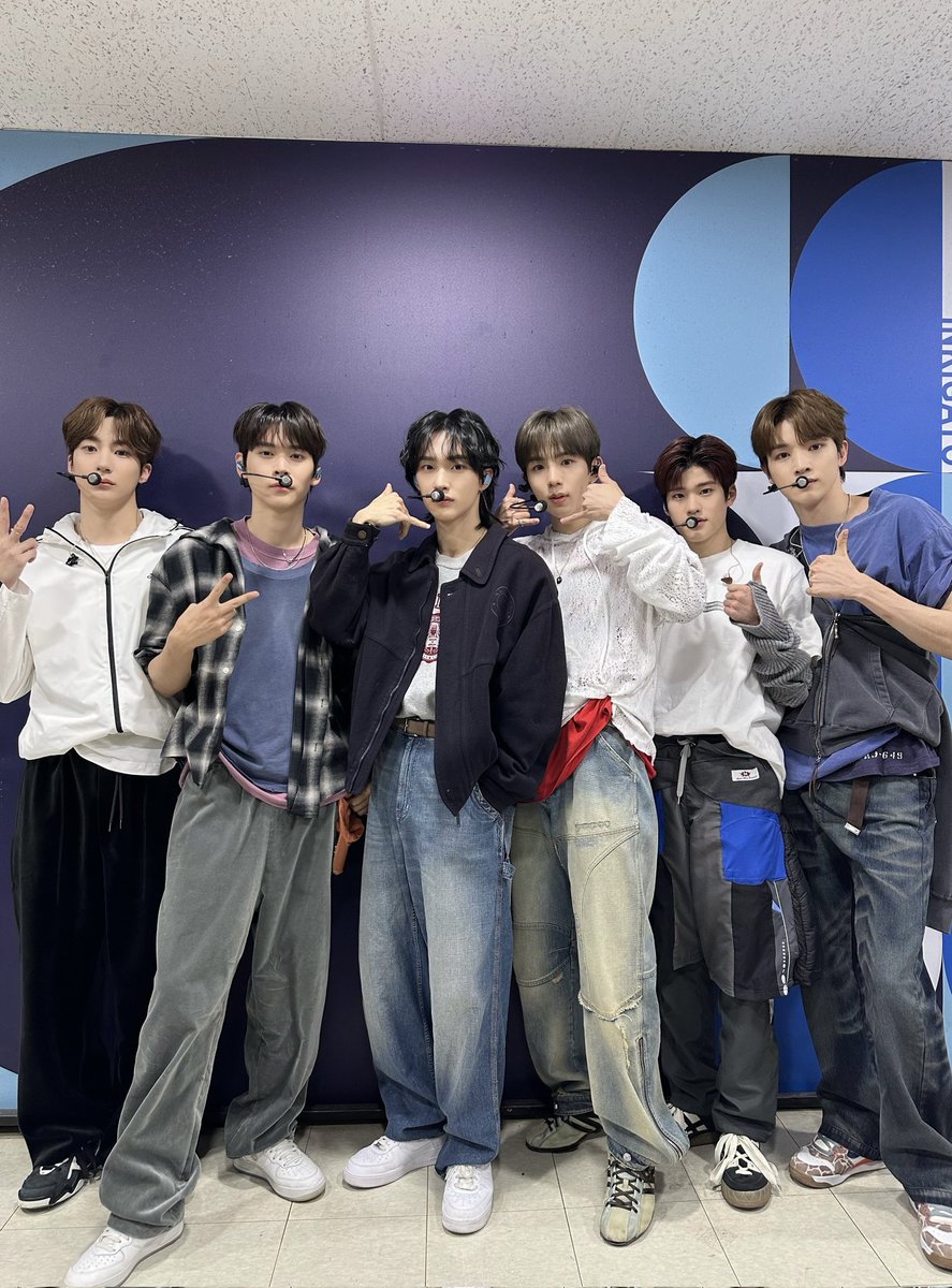 Suohtaro's tweet photo. 🧡✌️✌️🤙🤙👍👍🧡 https://t.co/SYX5Y41iM6