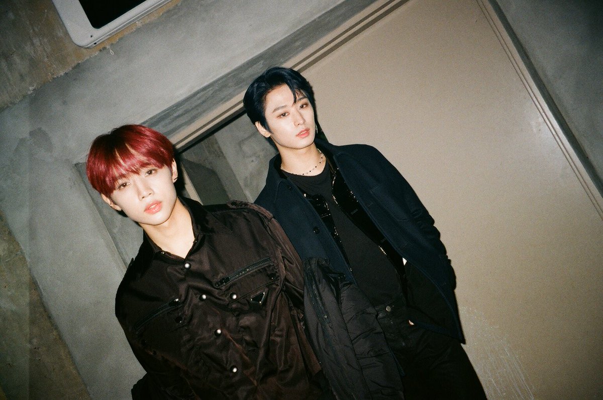 WE_THE_BOYZ's tweet photo. (콥이) 생축 마이 브로! happy birthday yoooooo 🥳 https://t.co/PUdw7F1eJp
