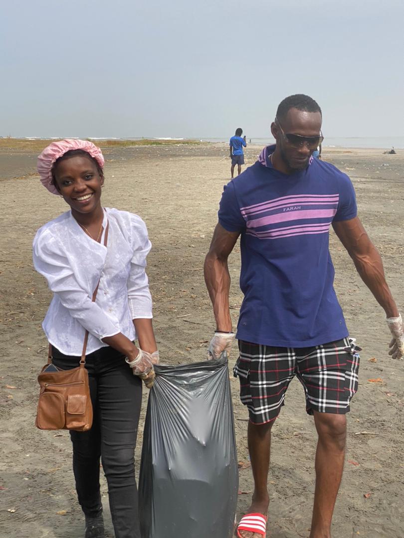 caped_gambia's tweet photo. Successful #BeachCleanup! Teamed up with Bakau #youths to collect 30 bags (0.45 tons) of plastic waste. Collaboration for a cleaner, greener environment!
#StopThePollution
#SustainableFuture
#plasticpollution
#CleanEnvironment https://t.co/UR3blUJLKG