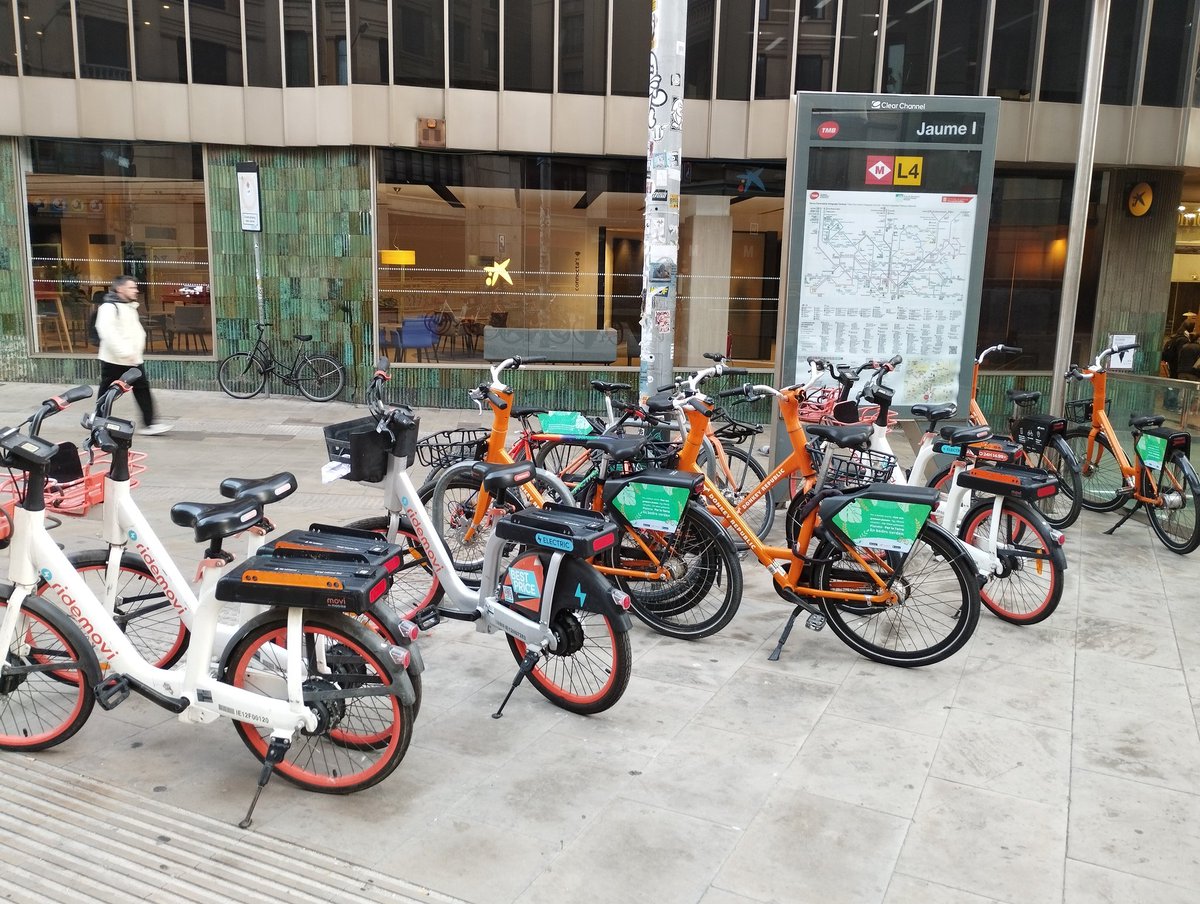 Elena Menta tweet media