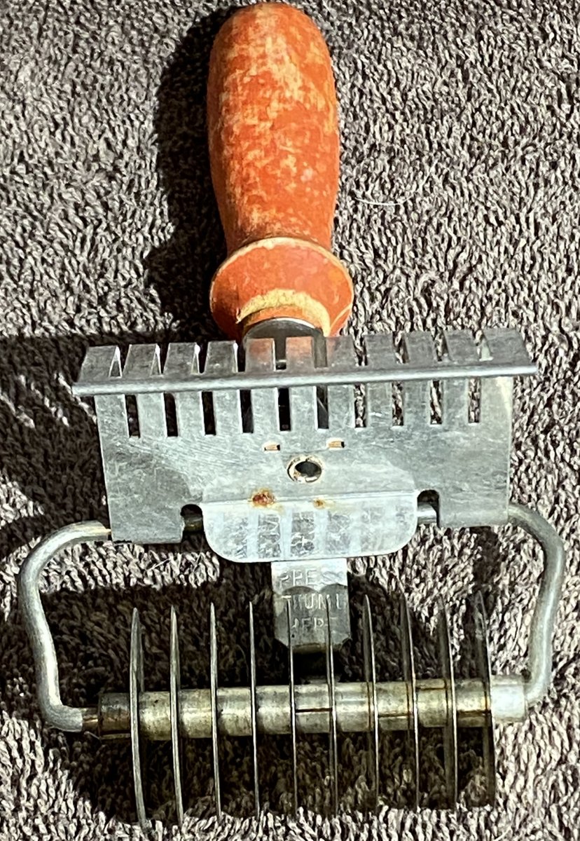 FiveDollarFurgy's tweet photo. Happy #Furgy #FB Five-Dollar Friday! What is this? Furgy FB Five-Dollar Friday is a courtesy to save customers even MORE money! Every #Friday  check this FB page for a code that is $5 off any purchase at Five-Dollar Furgy at Etsy! Code expires  EOD https://t.co/NbZOqPSPUT https://t.co/Nc3Hol21F7