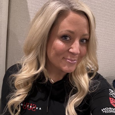 bawreeves's tweet photo. #NewProfilePic https://t.co/sz6Y8xmH5y