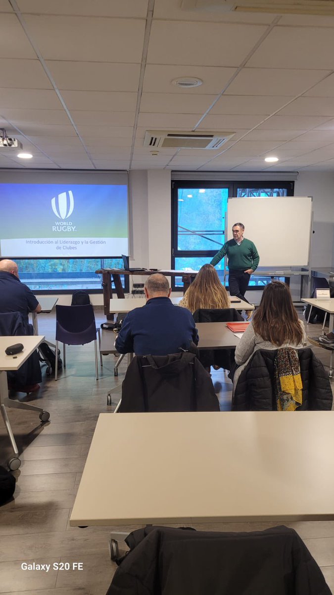 ArchillaCesar's tweet photo. #DesarrolloRugby | Curso de gestión de Clubes. @worldrugby level 1

Euskadi Rugby con su presidente liderándolo, realizar una nueva formación para potenciar el crecimiento de sus clubes.

Protocolos de actuación, planes de acción, desarrollo de actividades… https://t.co/SgxWNJsgsC