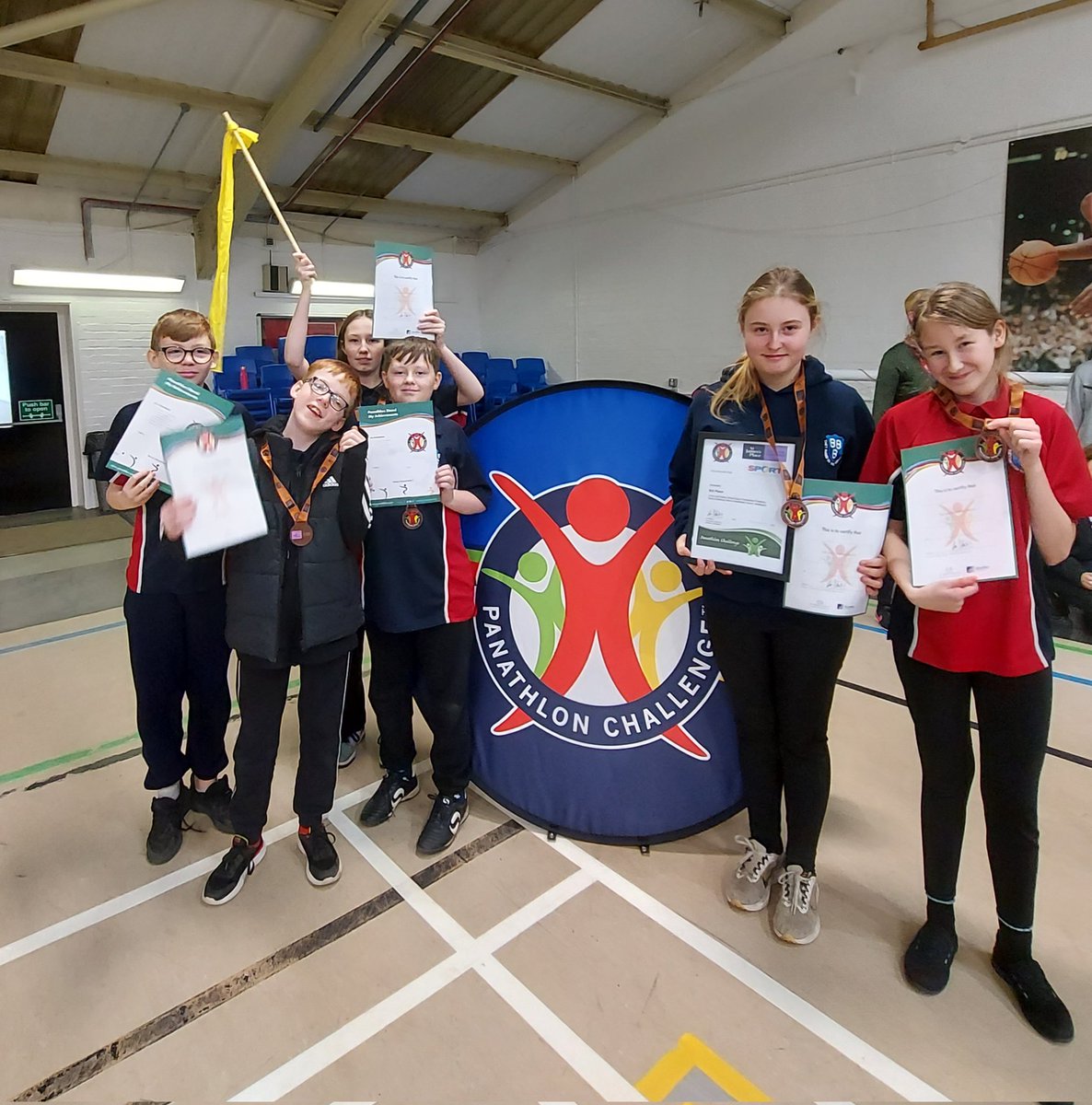 Well done to our Panathlon Team who took part yesterday and showed amazing teamwork! Big thanks to @Jopanathlon and @Headlands_PE for a great event!