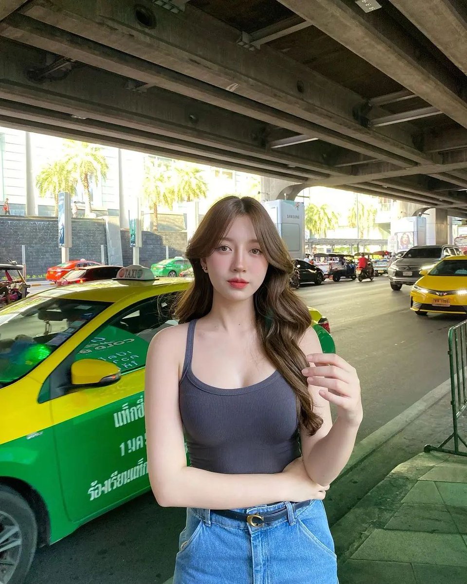 RubyCollin53424's tweet image. In your world, I&apos;m lost. 🌎