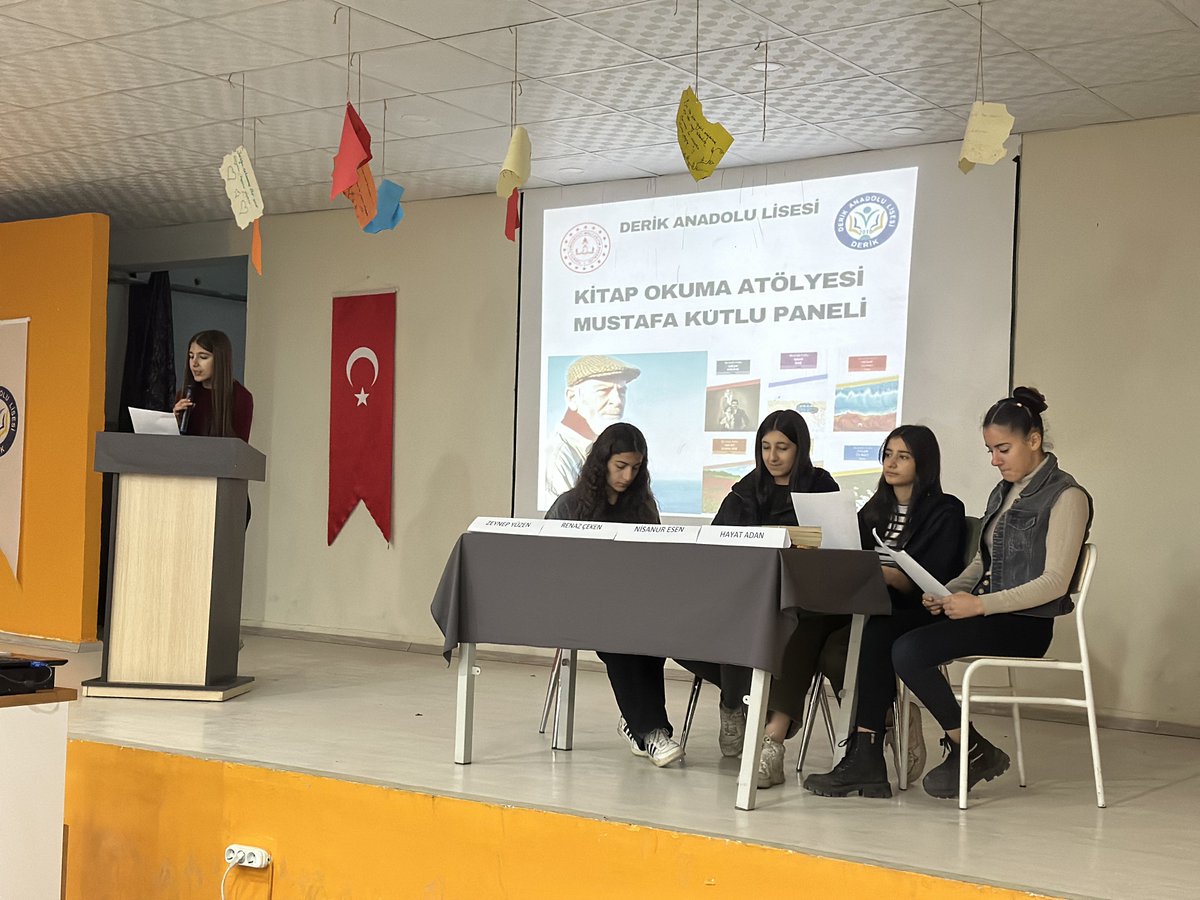 derikanadoluli1's tweet photo. Mardin İl Milli Eğitim Müdürlüğü tarafından başlatılan “Kitap Okuma Atölyesi” kapsamında ilk panelimizi gerçekleştirdik. Danışman öğretmenimiz Gülnihal Alış’ı ve öğrencilerini tebrik ederiz. 

@mardinilmem @derikmem47 @MstfaKAHRAMAN @MesutCoskun7902 https://t.co/EovAzNTBDy