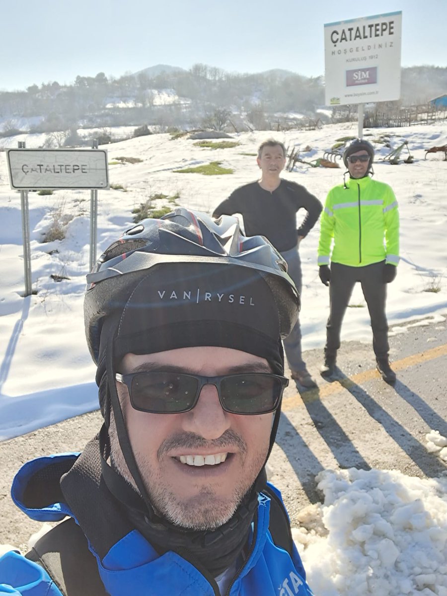trgtrdgn's tweet photo. Kar var dediler, pedallamadan olmazdı. Harika bir haftasonu🌨️☀️💪👍👏🙋‍♂️ https://t.co/XUgz6VhLiN